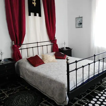 New Camelot Bed & Breakfast Corropoli